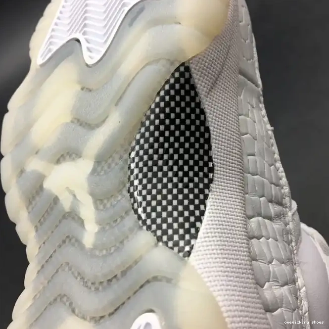 Rep 897331-100 Jordan Low Frost White Heiress 11 Air 0509